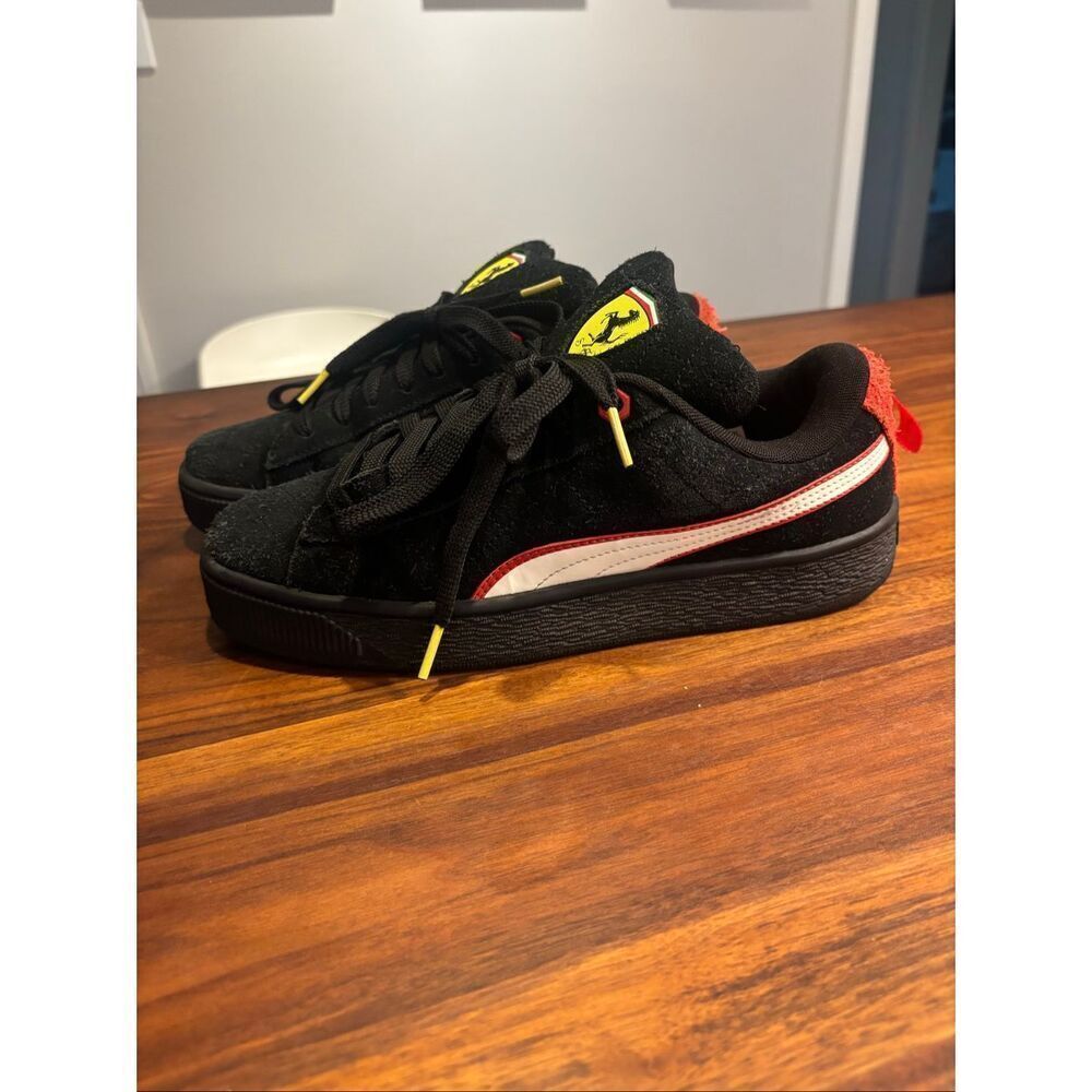 Puma Men's Black With Red Scuderia Ferrari Suede XL Hero Sneakers Size 8.5 NWOT
